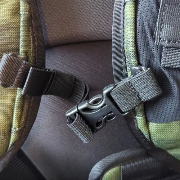 Oakley Kitchen Sink backpack Brand New with tags - Picture 10 of 16